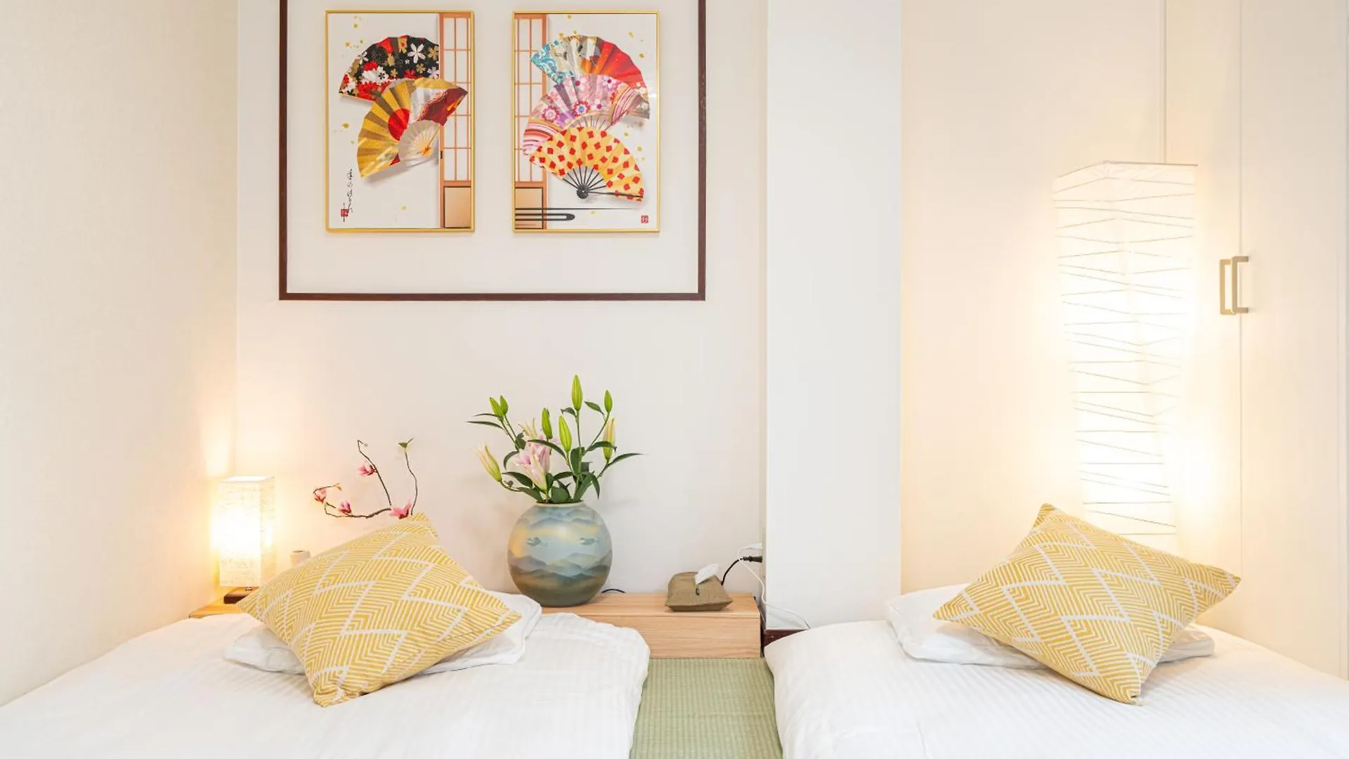 Shinjuku Convenience Hub: Steps from Shinokubo Station Apartment Tokyo